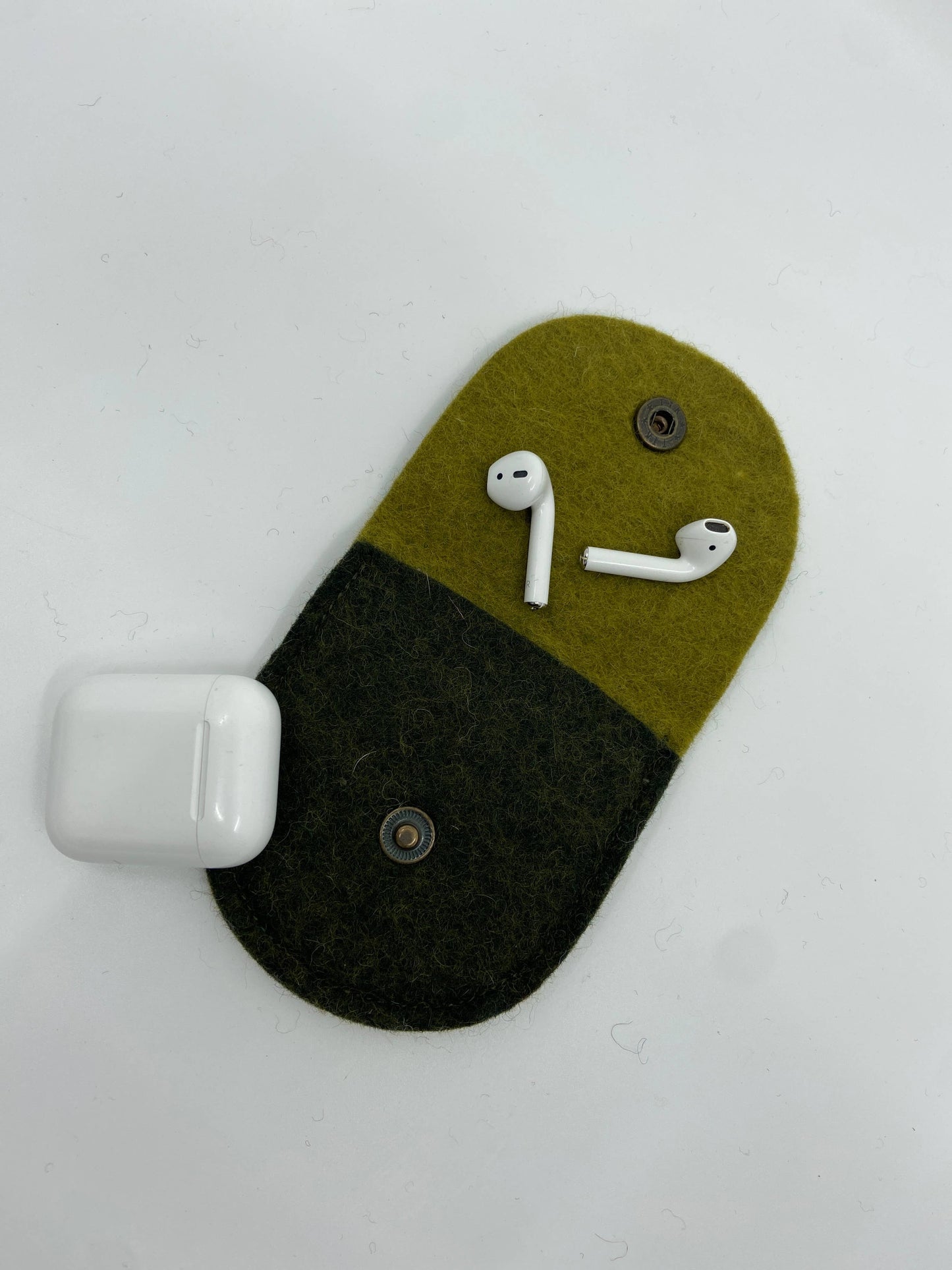 The Curve-Mini Organizer Pouch | Felt Pouch | Cord Pouch